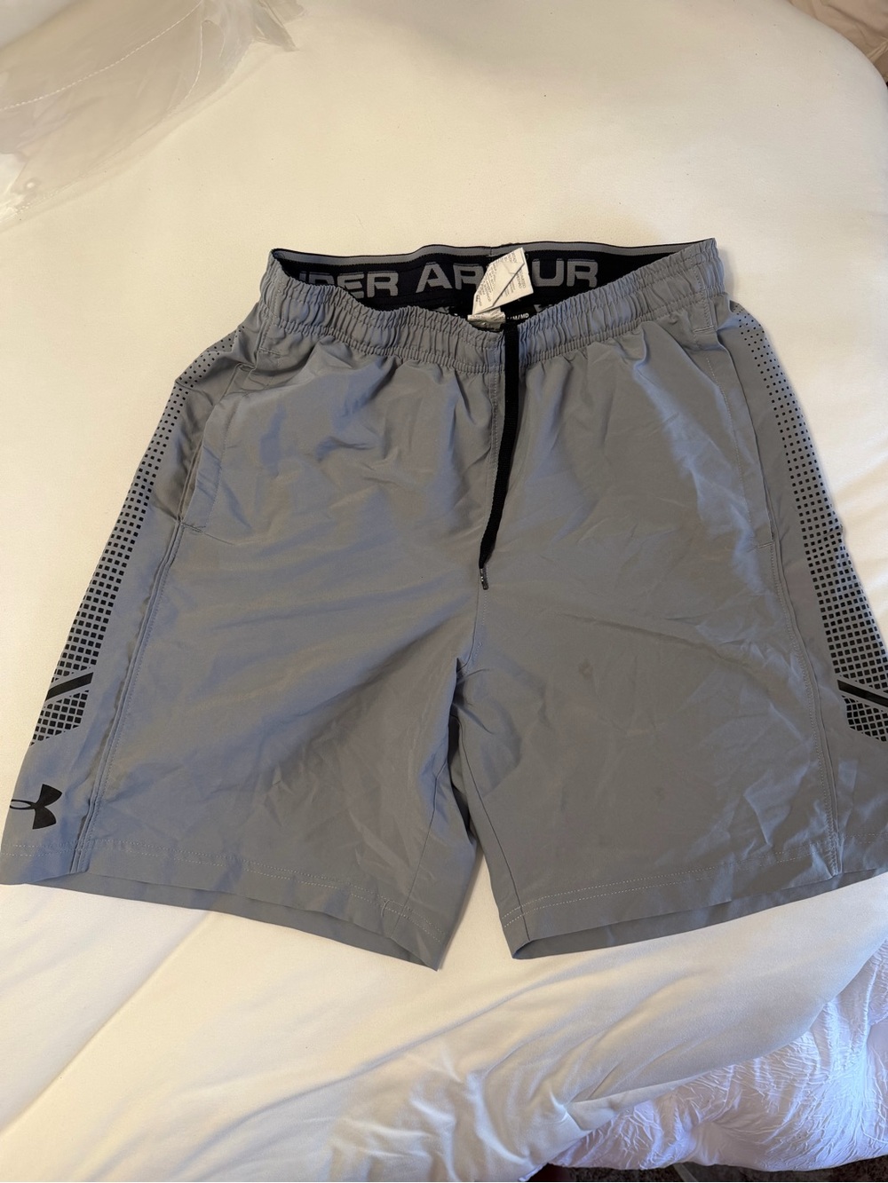 Under Armour Men's Gray Athletic Training Shorts with Vent Panels